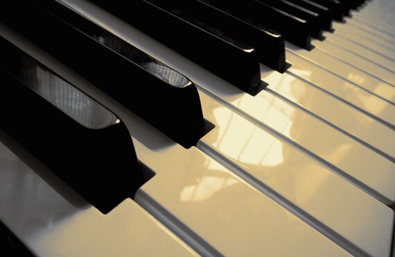 楽しくクラシック音楽を学んでみたい方に | オンラインの音楽教室・EMSえりりんミュージックスクール